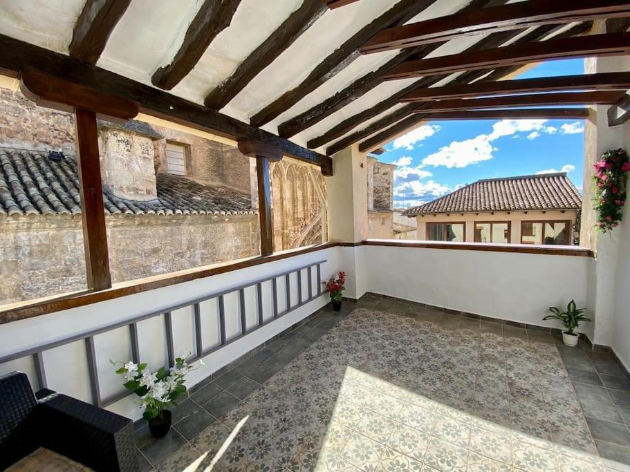 Villa Sol Casa Con Cueva Privada Y Vistas A La Iglesia Requena Exterior photo